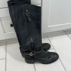 Beautiful Tory Burch riding boots. Size 8.5